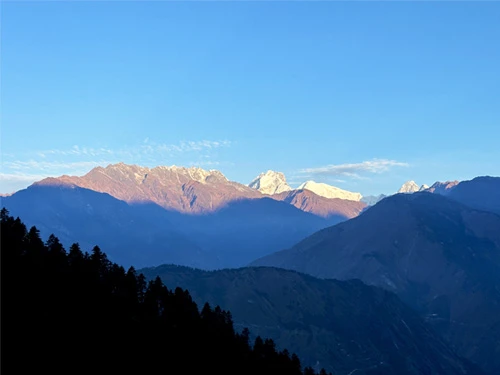 Budget trek Nepal- Langtang Region