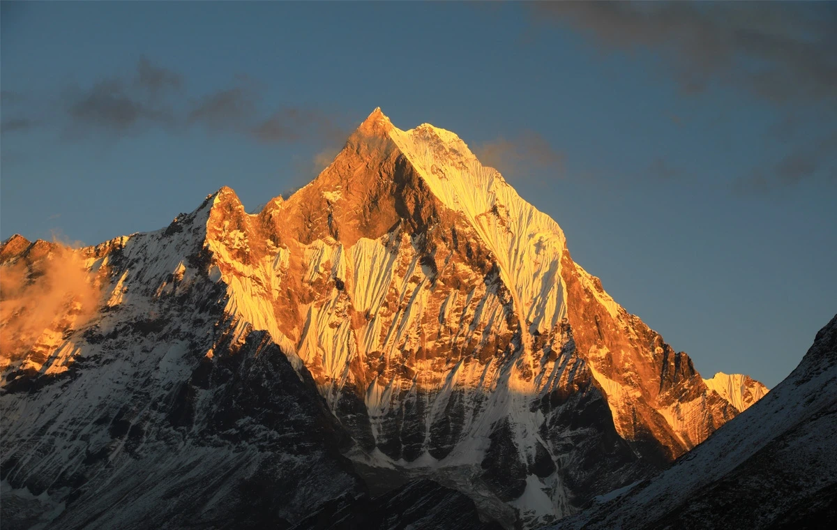 Stunning View of Annapurna Mountain