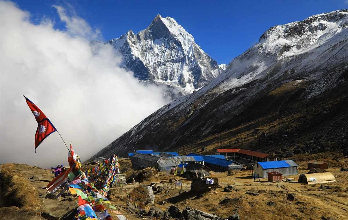 Annapurna circuit trekking