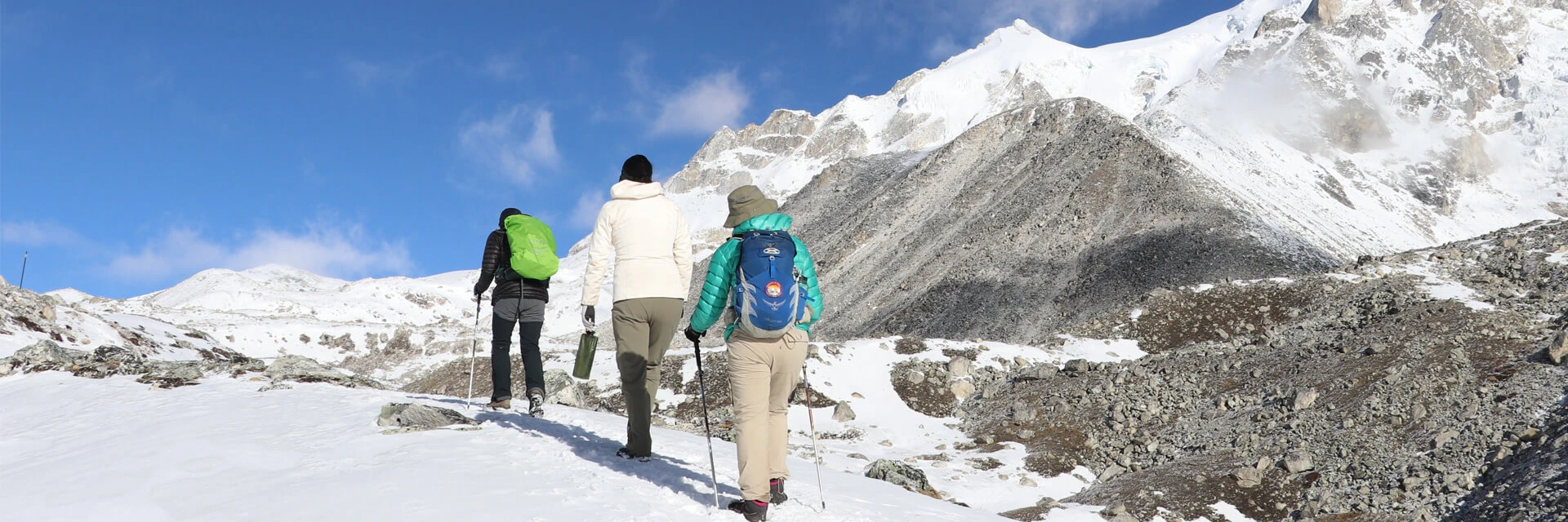 manaslu-snow-hiking
