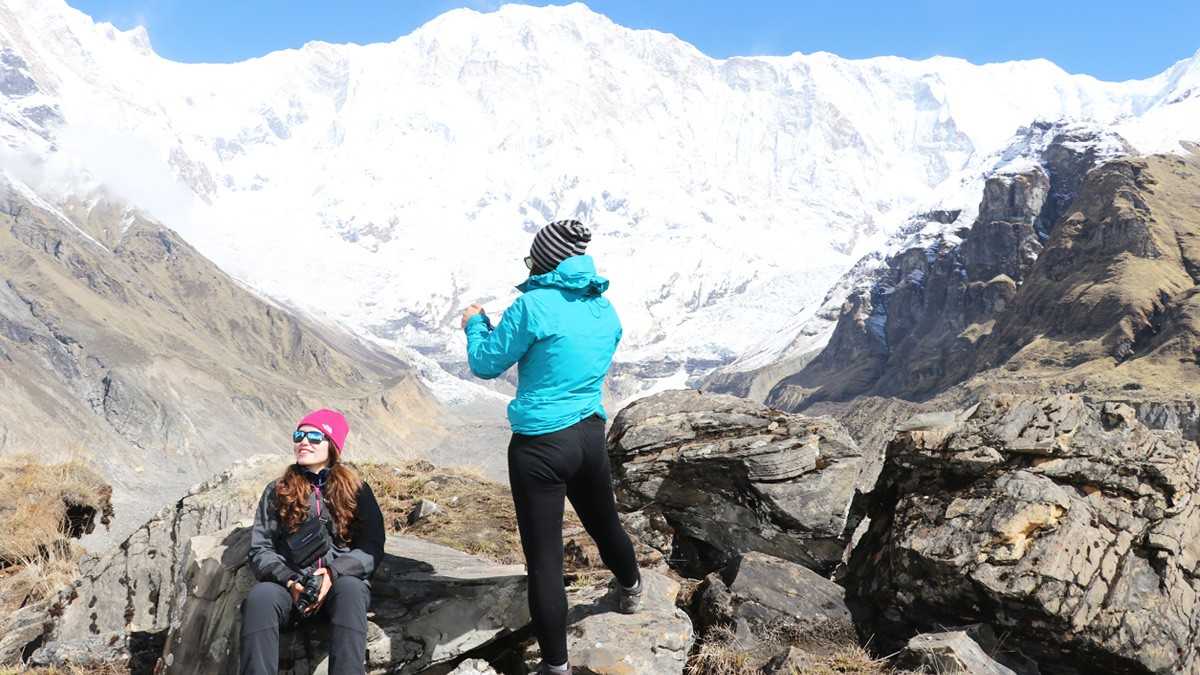 Trekkers enjoying Himalaya beauty in ABC Trek Nepal