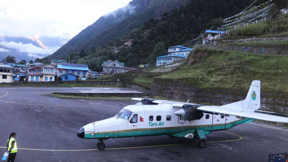 Lukla Flight getting ready to take off