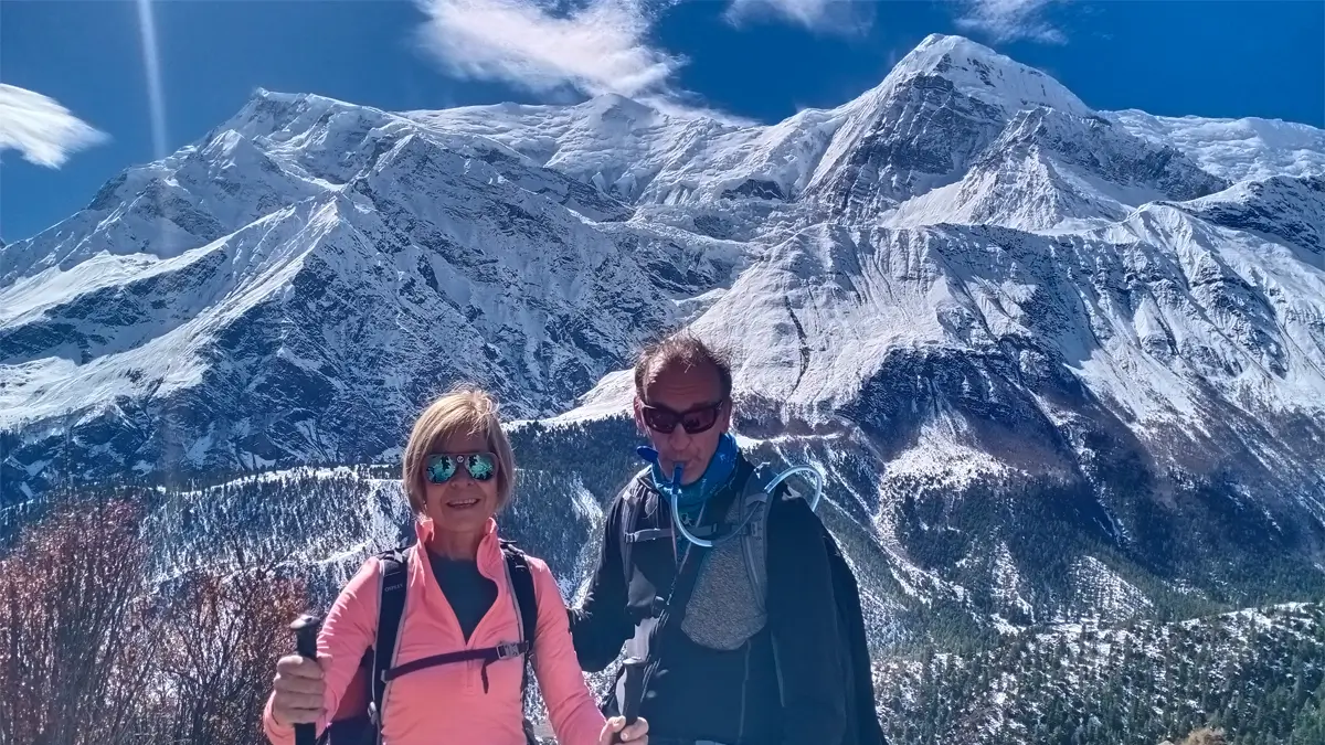 high-pass-trekking-nepal-himalaya