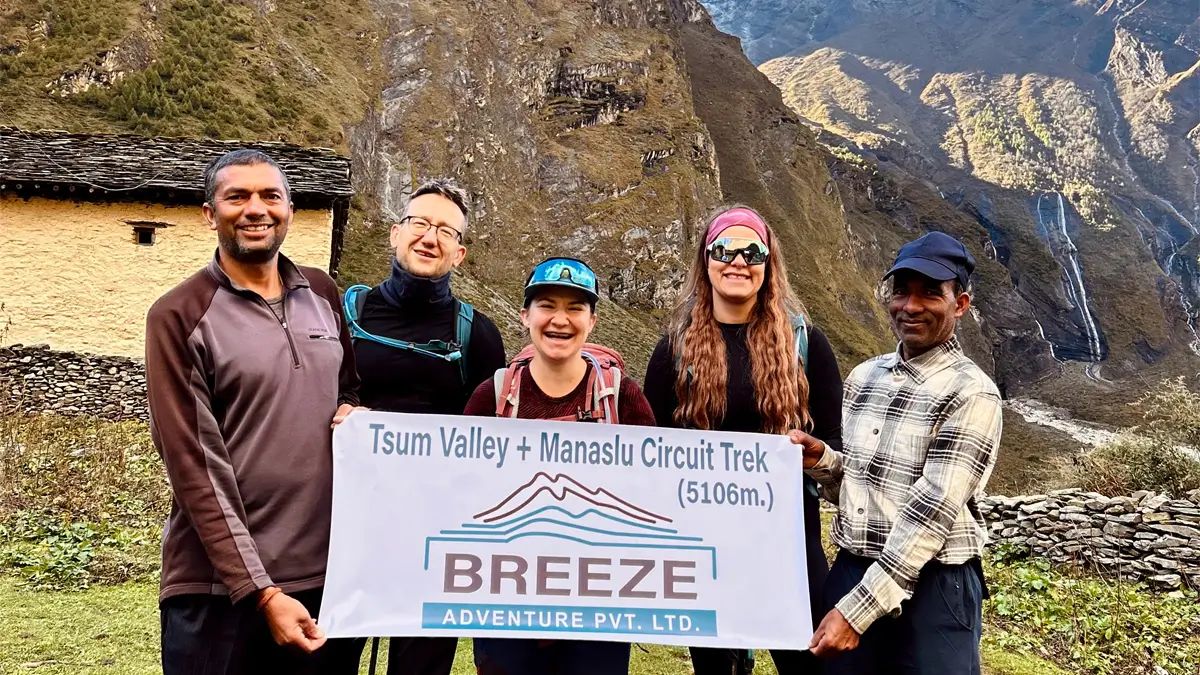 Manaslu-Pass-Trek