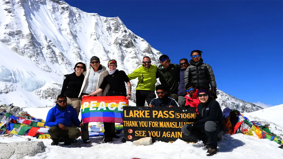 Manaslu laryka Pass in November