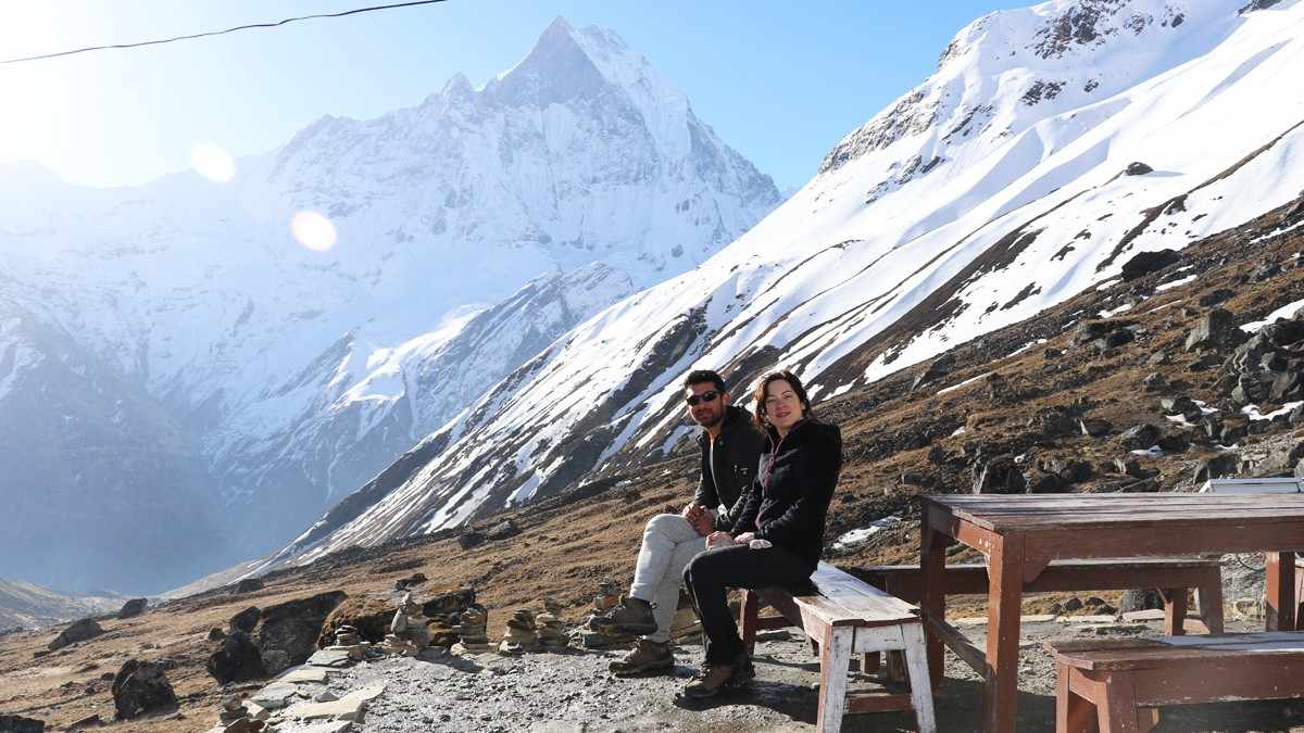 Snow covered trail in Himalaya ABC Trek