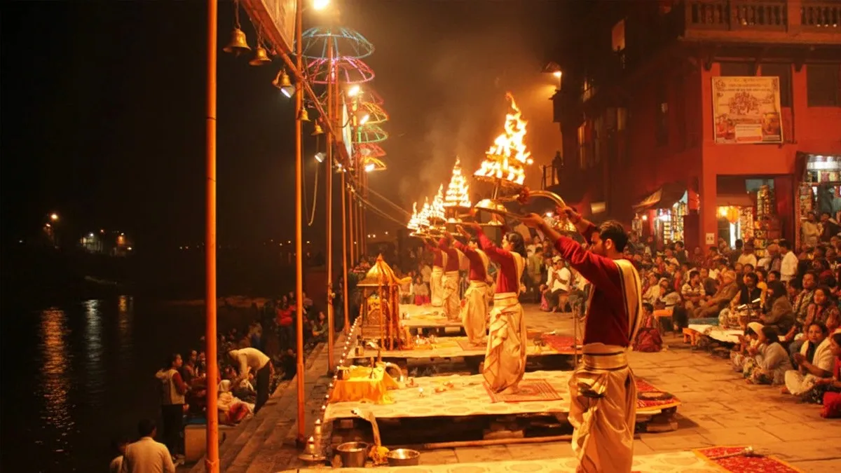 Sandhya Aarti in Pashupatinath Temple