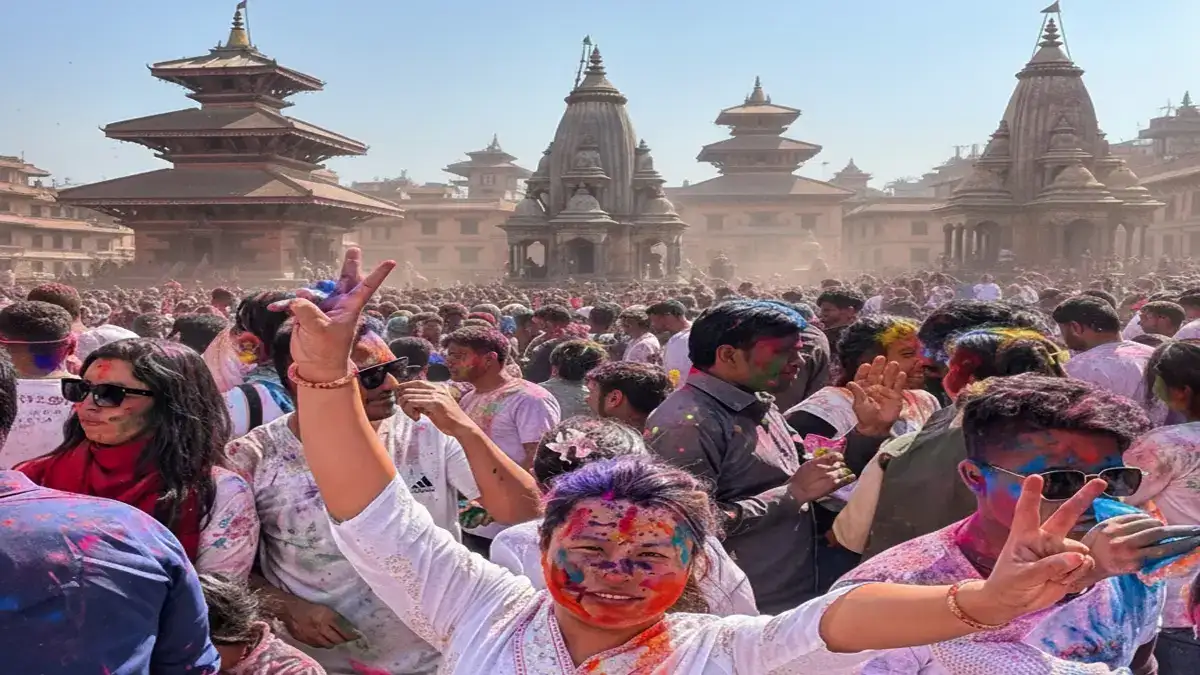 holi-festival-in-basantapur