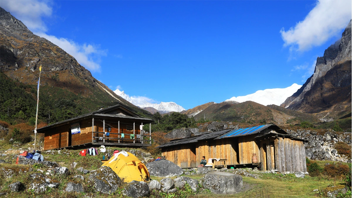 Traditional homes of Knchenjunga Circuit with limited facilities