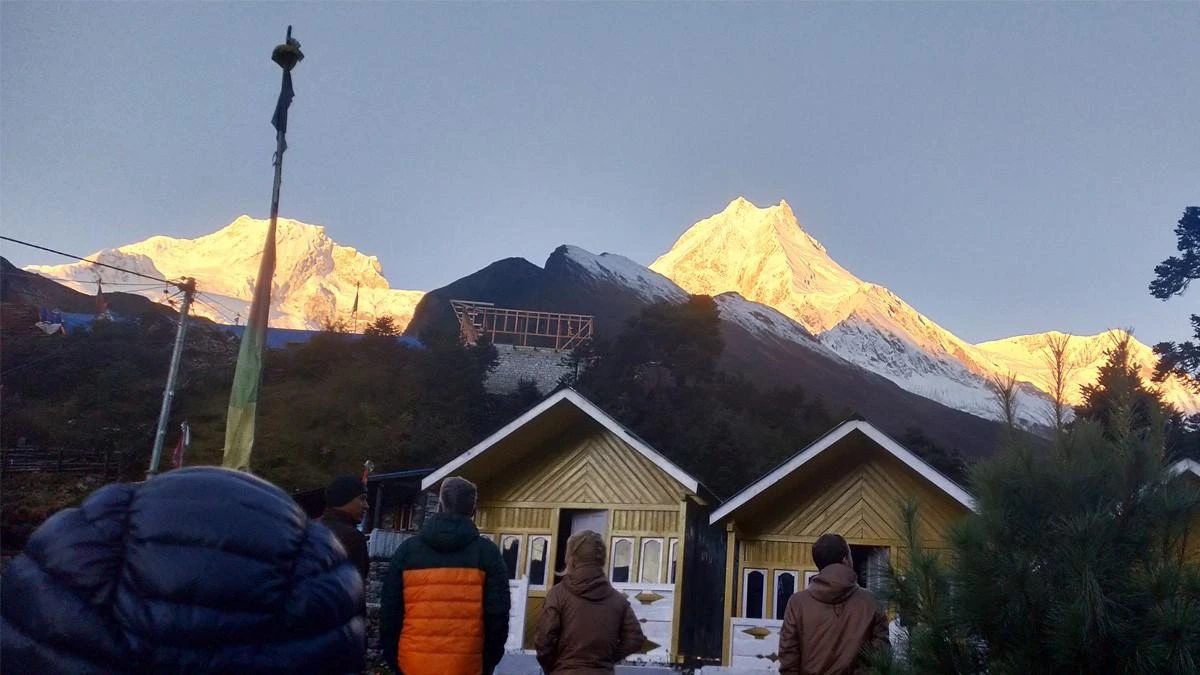 Trekkers enjoying Manaslu mountain views