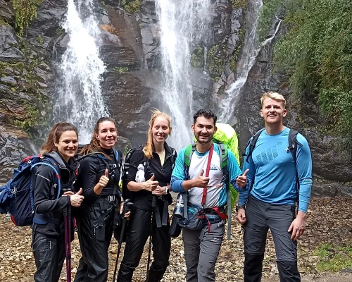 Short Gokyo Lake Ri Trek