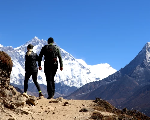Trekkers Heading To Ebc